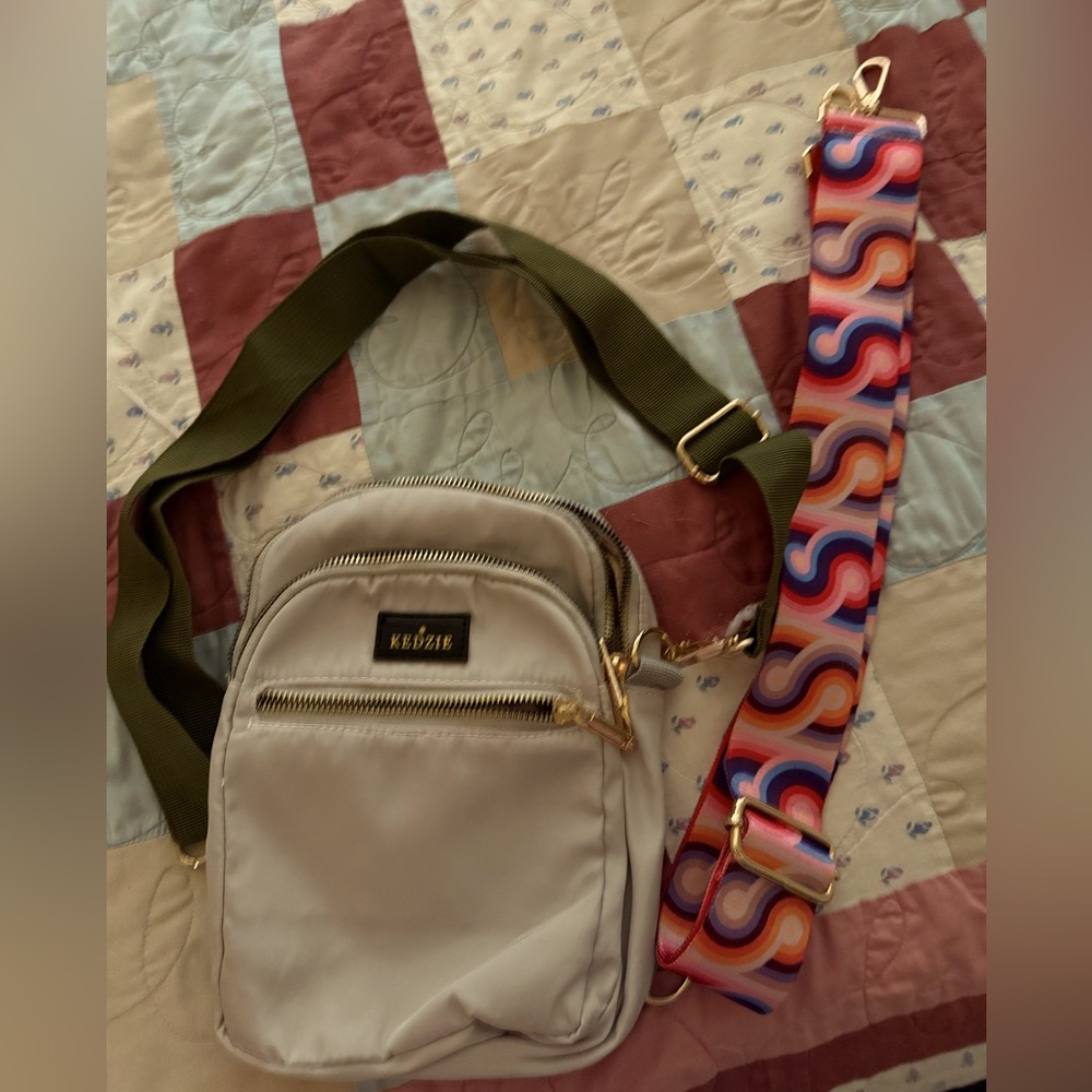 Cream/grey Kedzie bag with multiple straps 
barely  used